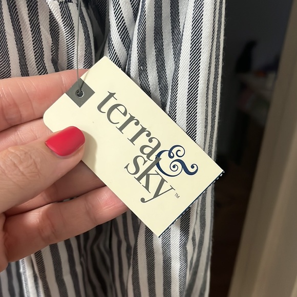 NWT Terra Sky STRIPED BUTTON FRONT SHIRT 2X - Picture 3 of 8